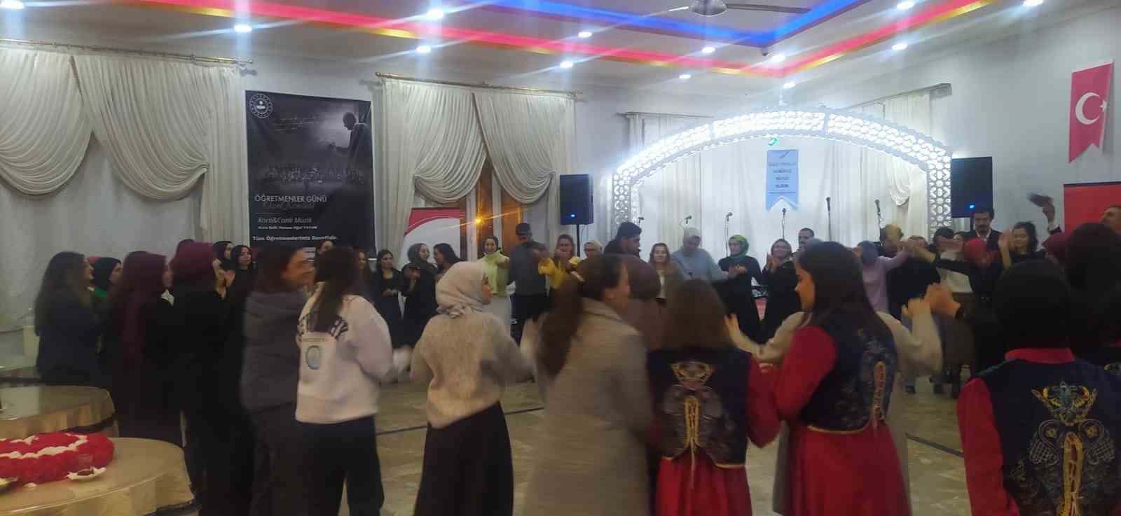 Kaymakam Aydoğan’dan öğretmenlere jest
