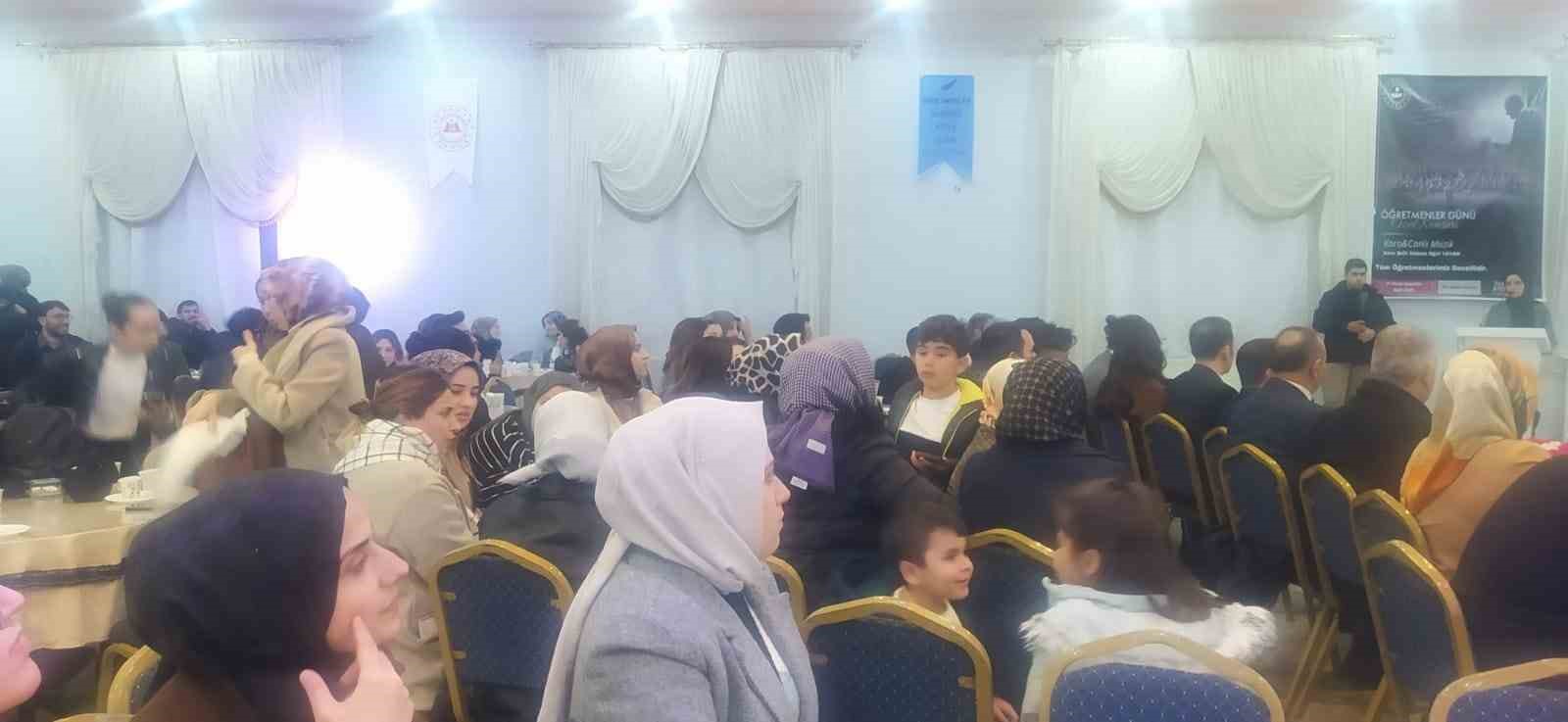 Kaymakam Aydoğan’dan öğretmenlere jest