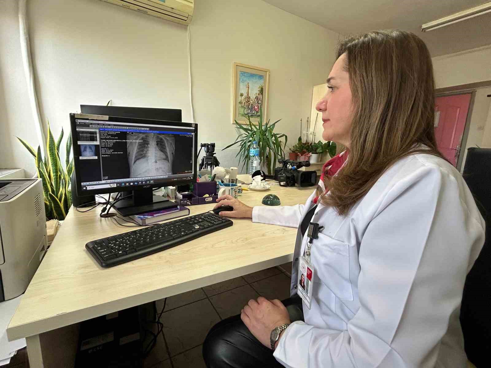 Geçmeyen kuru öksürük, ciddi akciğer hastalıklarının göstergesi olabilir