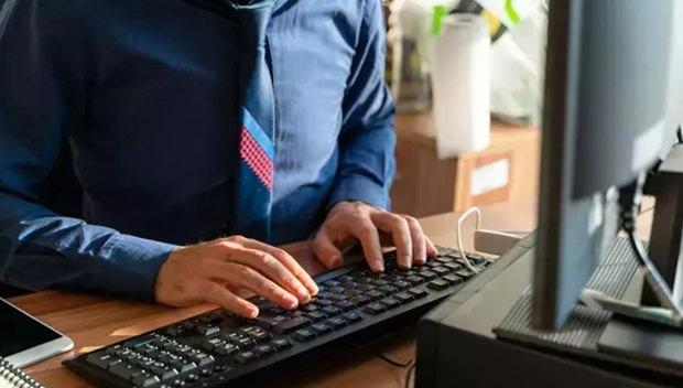 KPSS 60 puan ile memur olmak mümkün: Bu kurumlar personel alımına başladı!