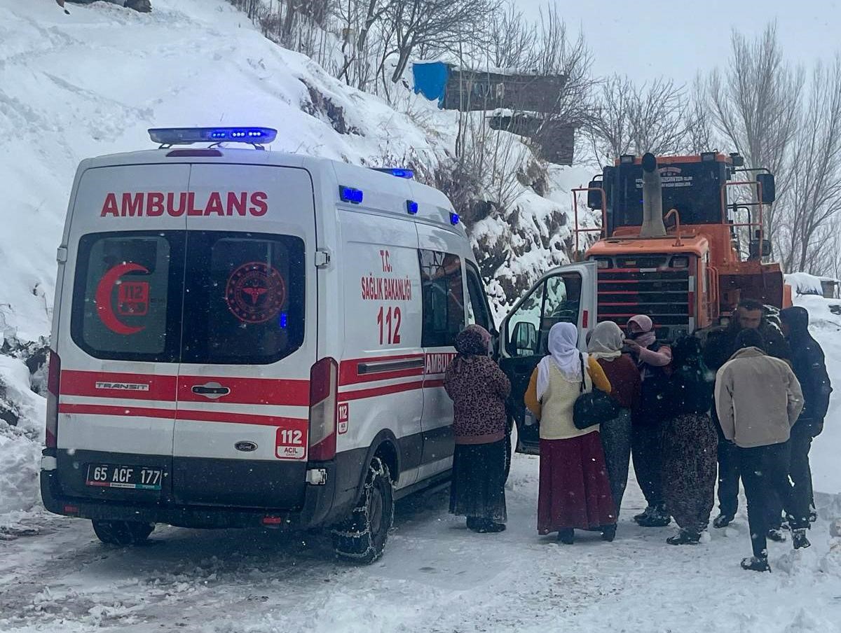 Van’da hasta kurtarma operasyonu