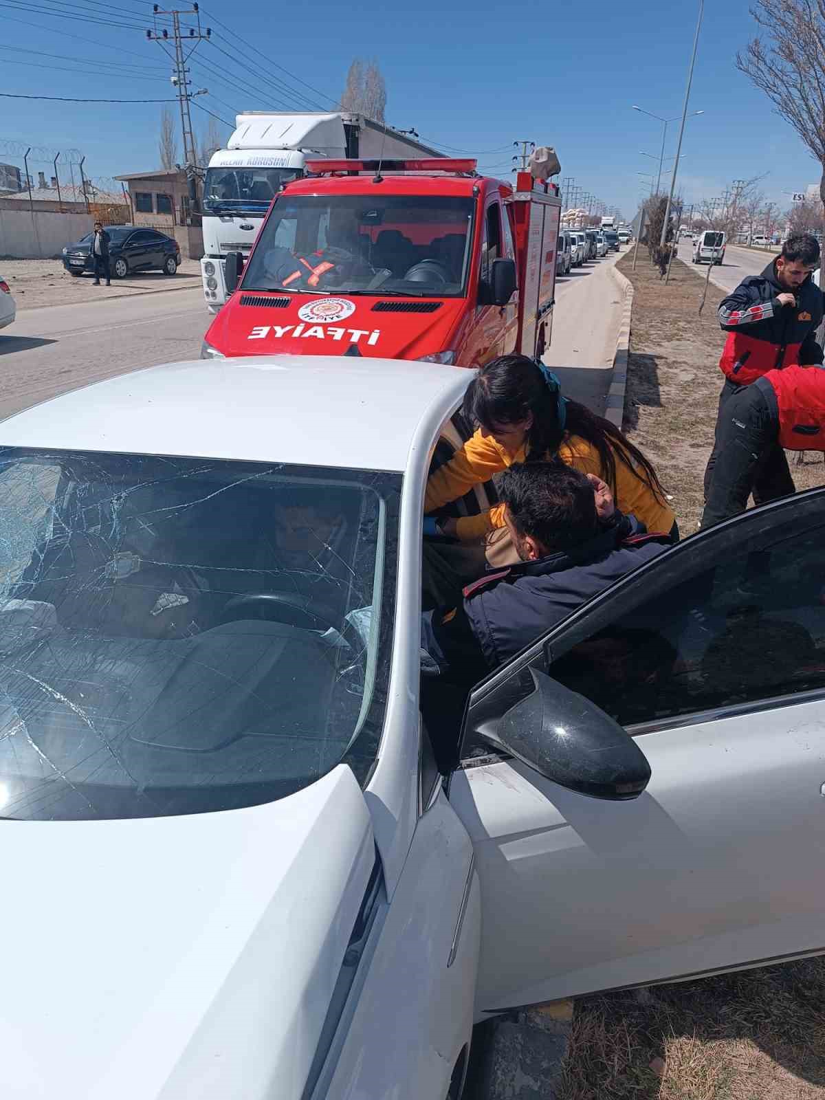 Van’da trafik kazası: 1 yaralı