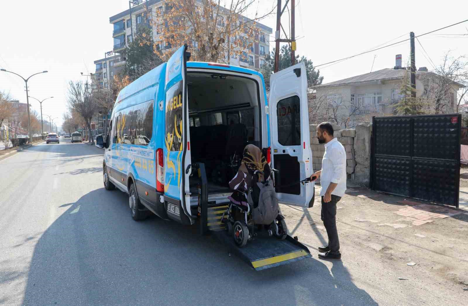 Van Büyükşehir Belediyesi engellilerin sorunlarını ortadan kaldırıyor
