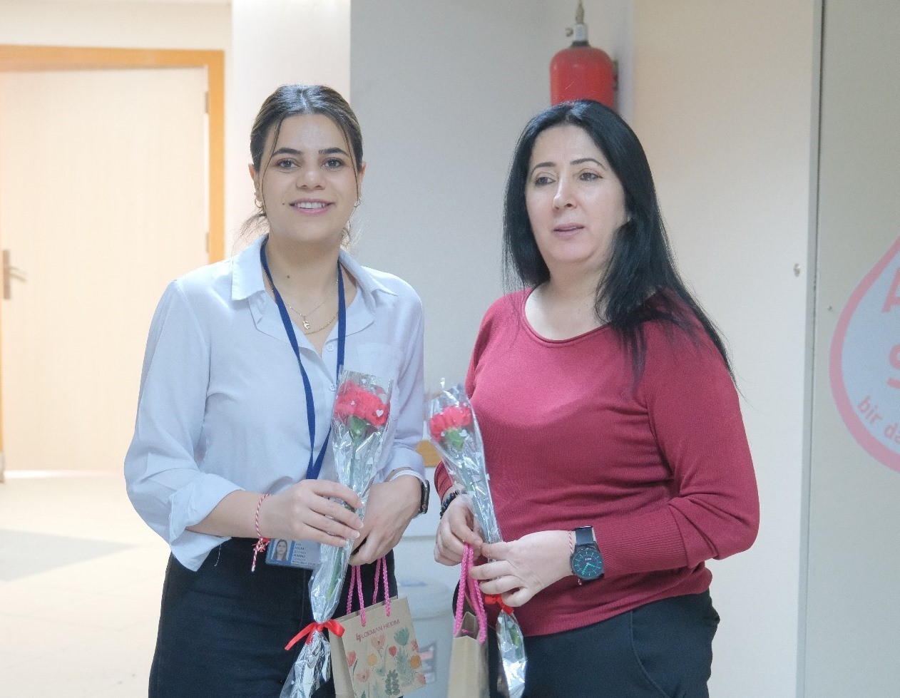 Lokman Hekim Van Hastanesi kadınlar gününü kutladı