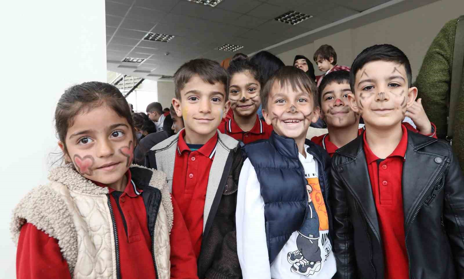 Otizmli çocuklar gönüllerince eğlendi
