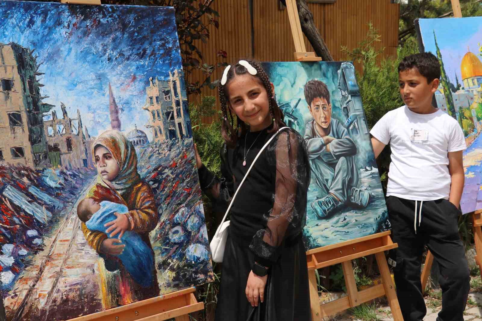 Vanlı Genç Sanatçılardan Soykırıma Karşı Farkındalık Sergisi