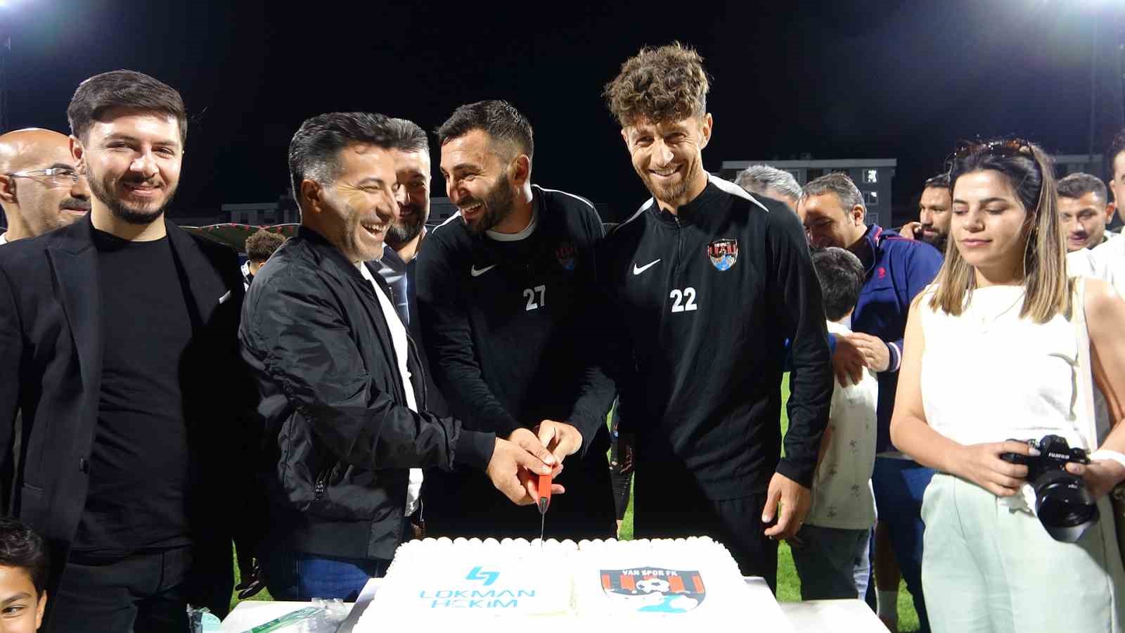 Vanspor, final maçı öncesi son provasını yaptı