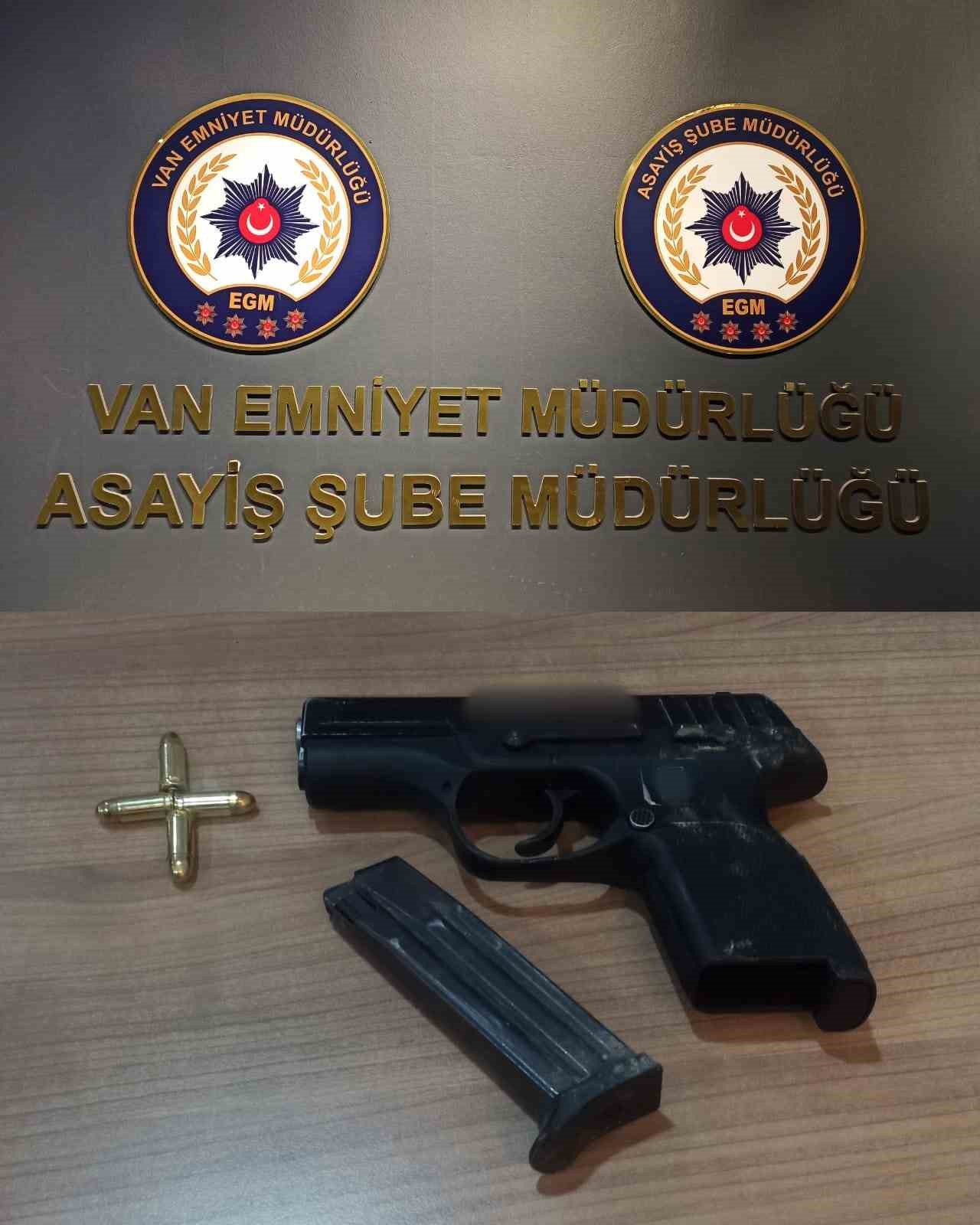 Van’da değişik suçlardan 58 kişi tutuklandı