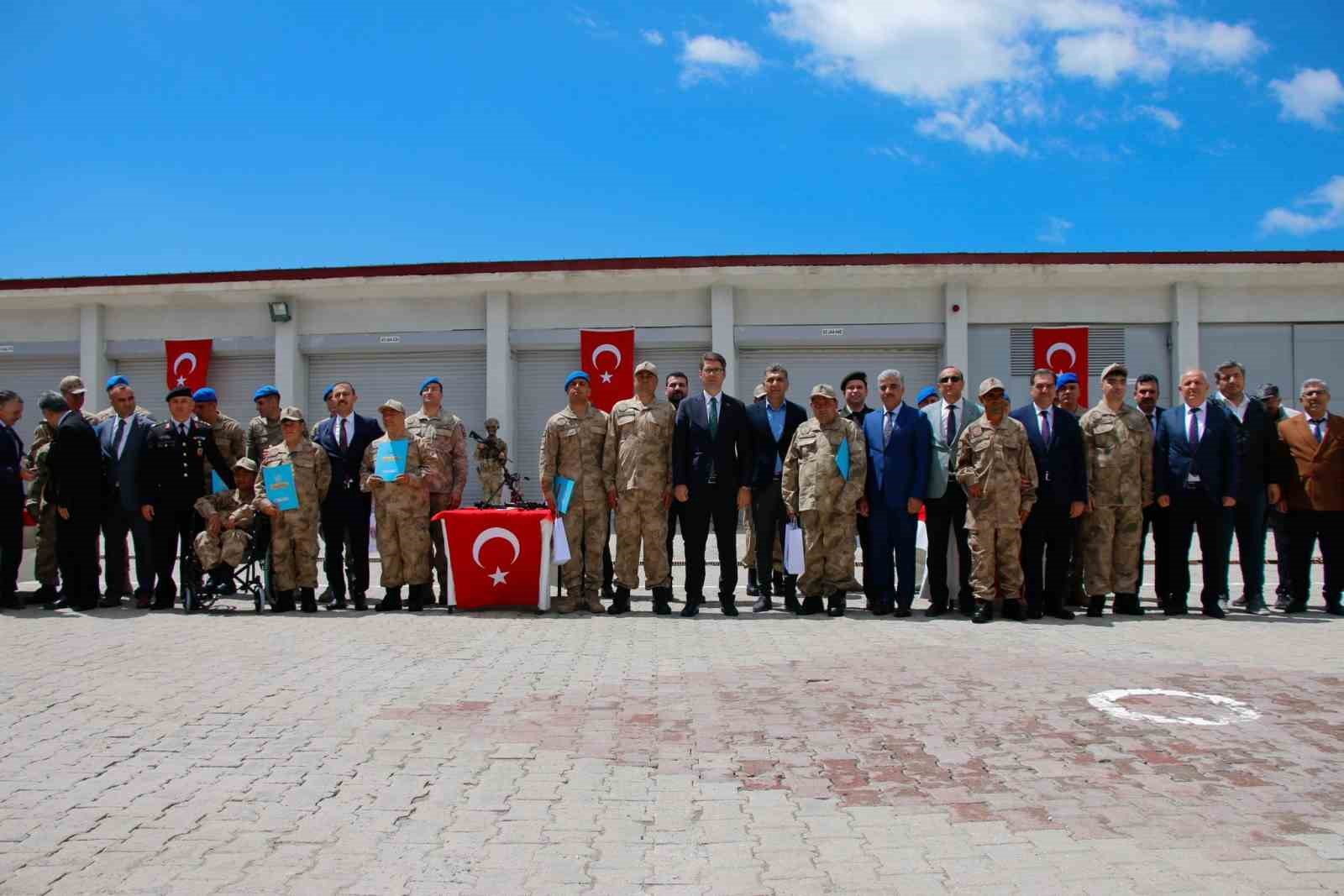 Erciş’te temsili askerlik töreni düzenlendi