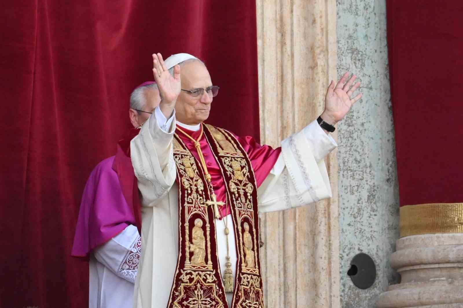 Yeni Papa ABD’li Kardinal Robert Francis Prevost oldu