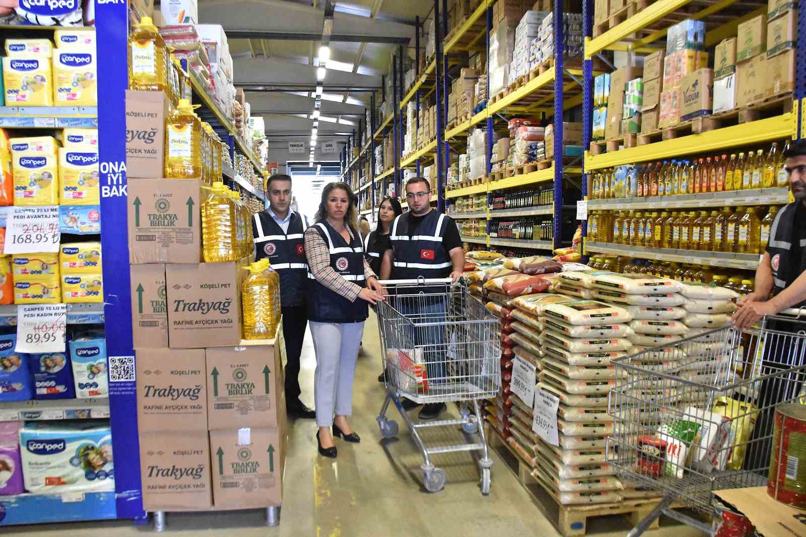 Van’da Kurban Bayramı öncesi market denetimi