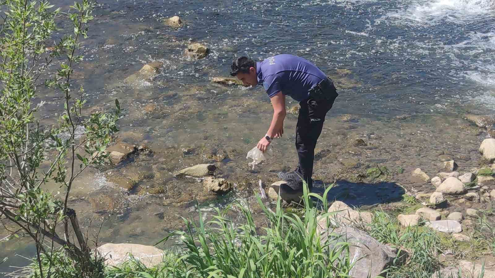 Van’da polislerin inci kefali nöbeti