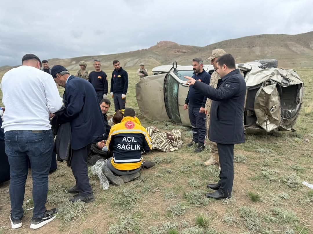 Van’da kontrolden çıkan otomobil takla attı; 1 ölü, 4 yaralı