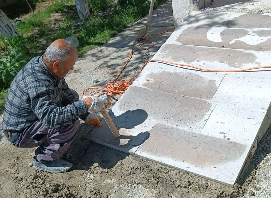 Van Büyükşehir Belediyesinden engelli vatandaşın hayatına sevgi dolu dokunuş
