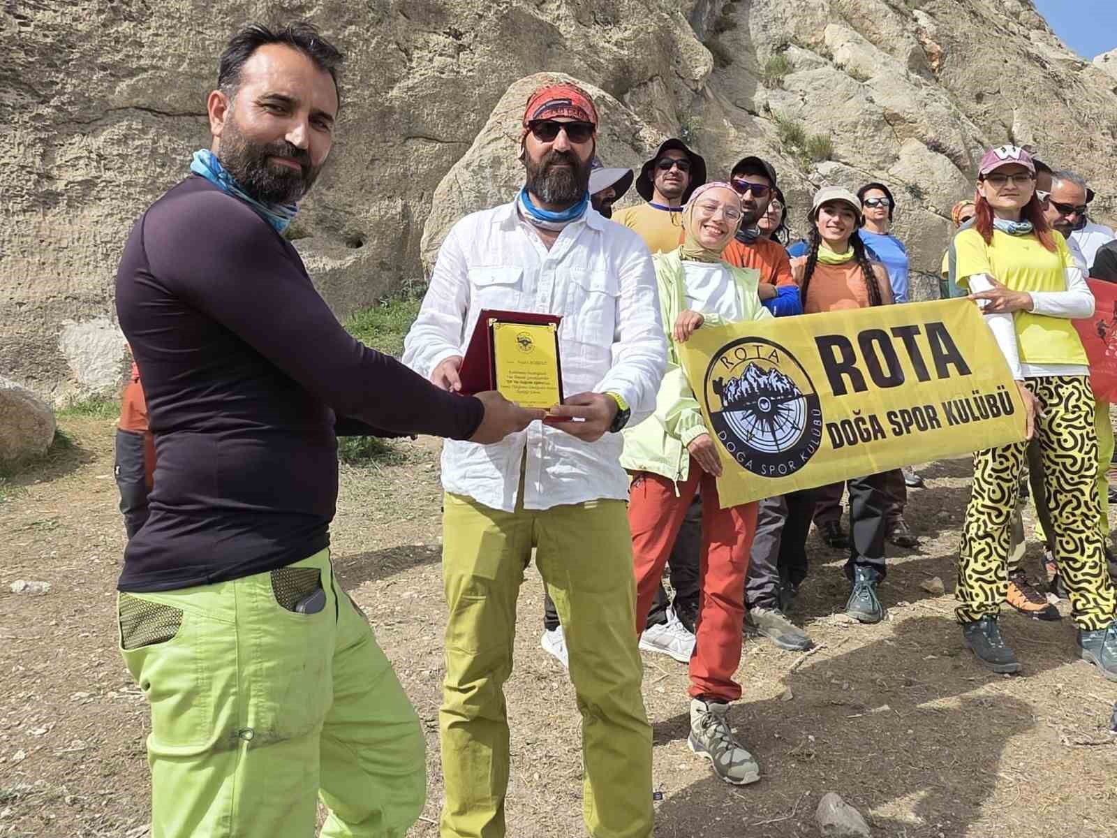 Van’da Türkiye Dağcılık Federasyonu onaylı dağcılık eğitimi verildi