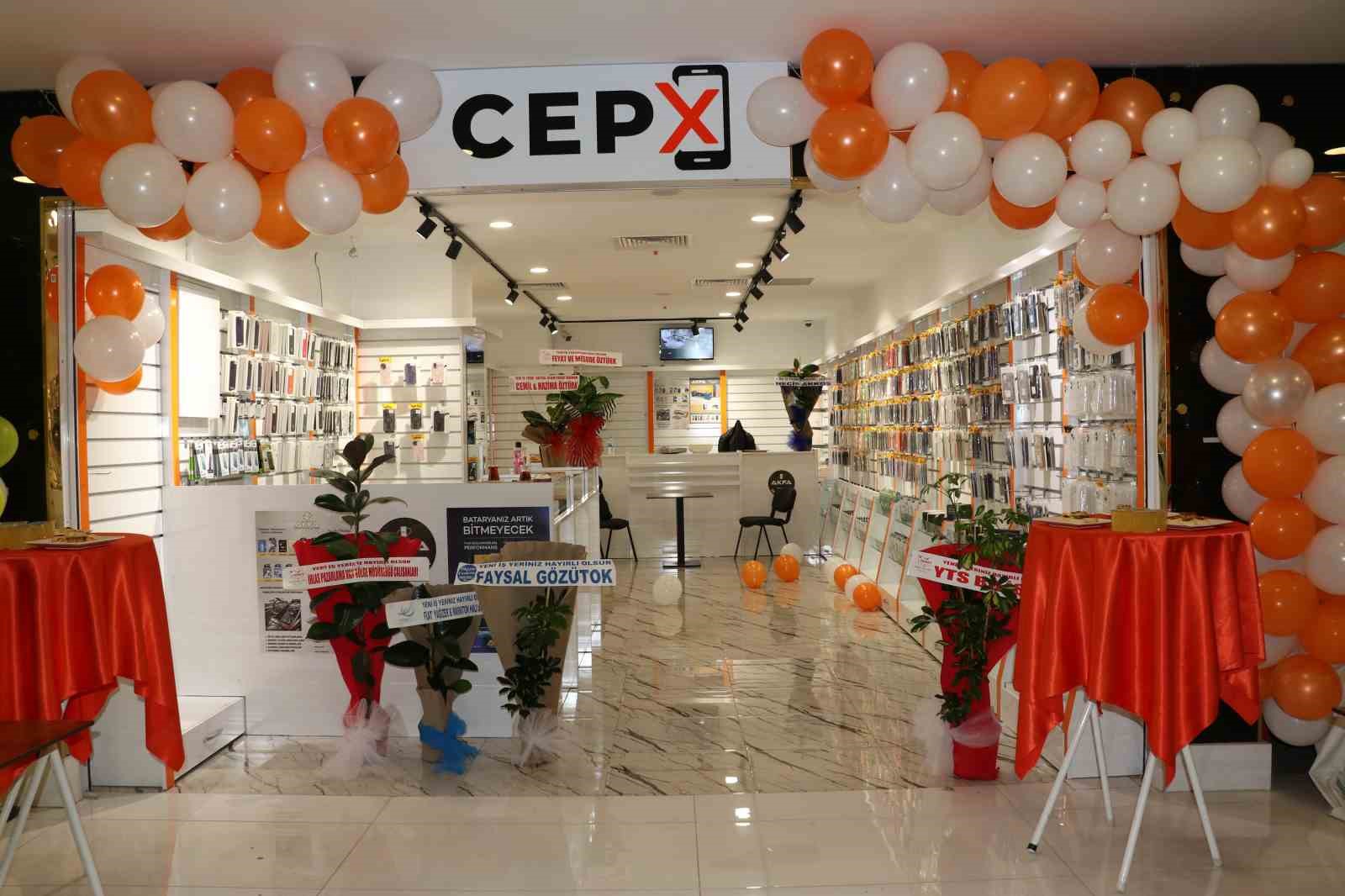 Van’da Cep X telefon mağazası açıldı
