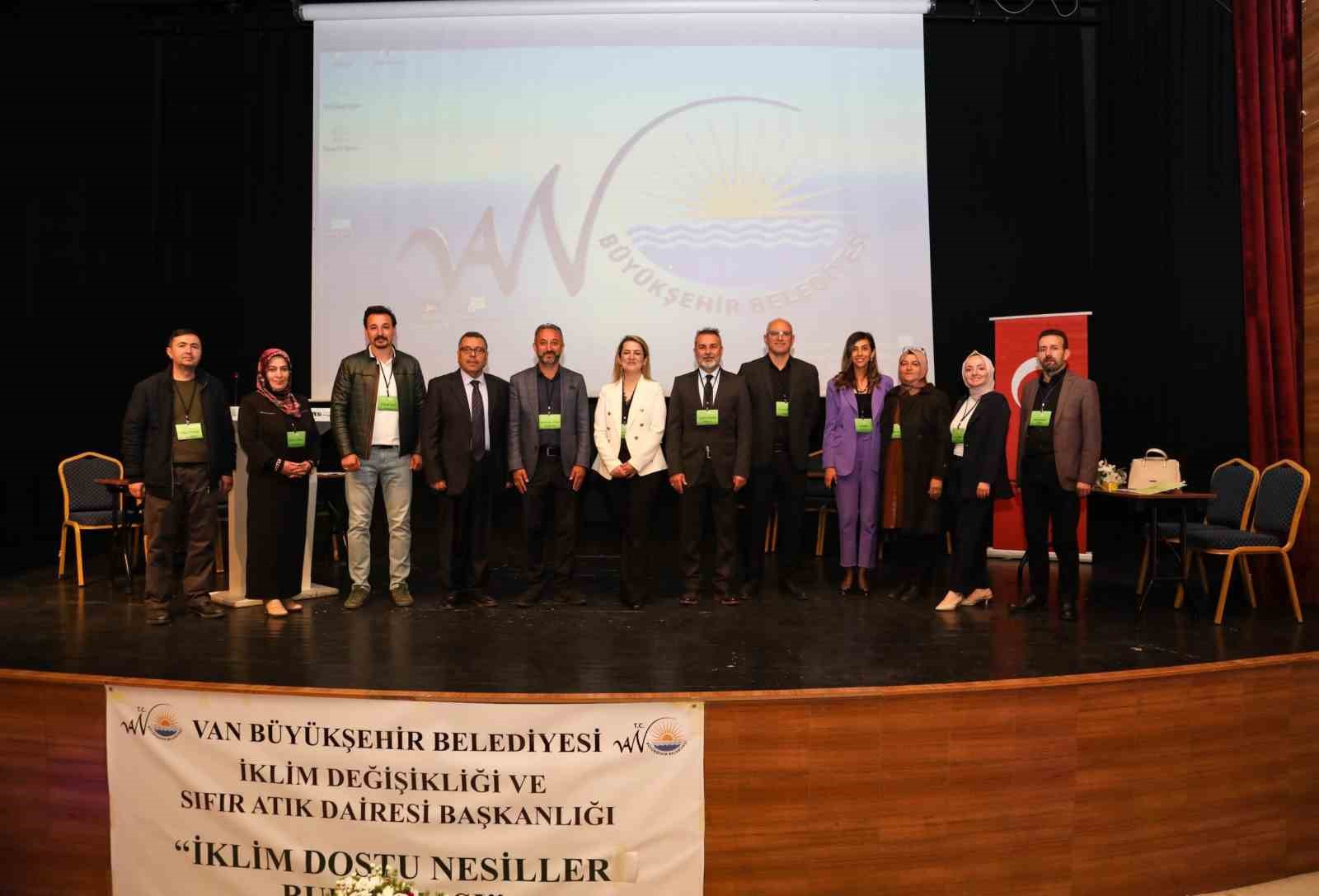 Öğrenciler ‘Liseler Arası İklim Münazarası’nda fikirlerini savundu