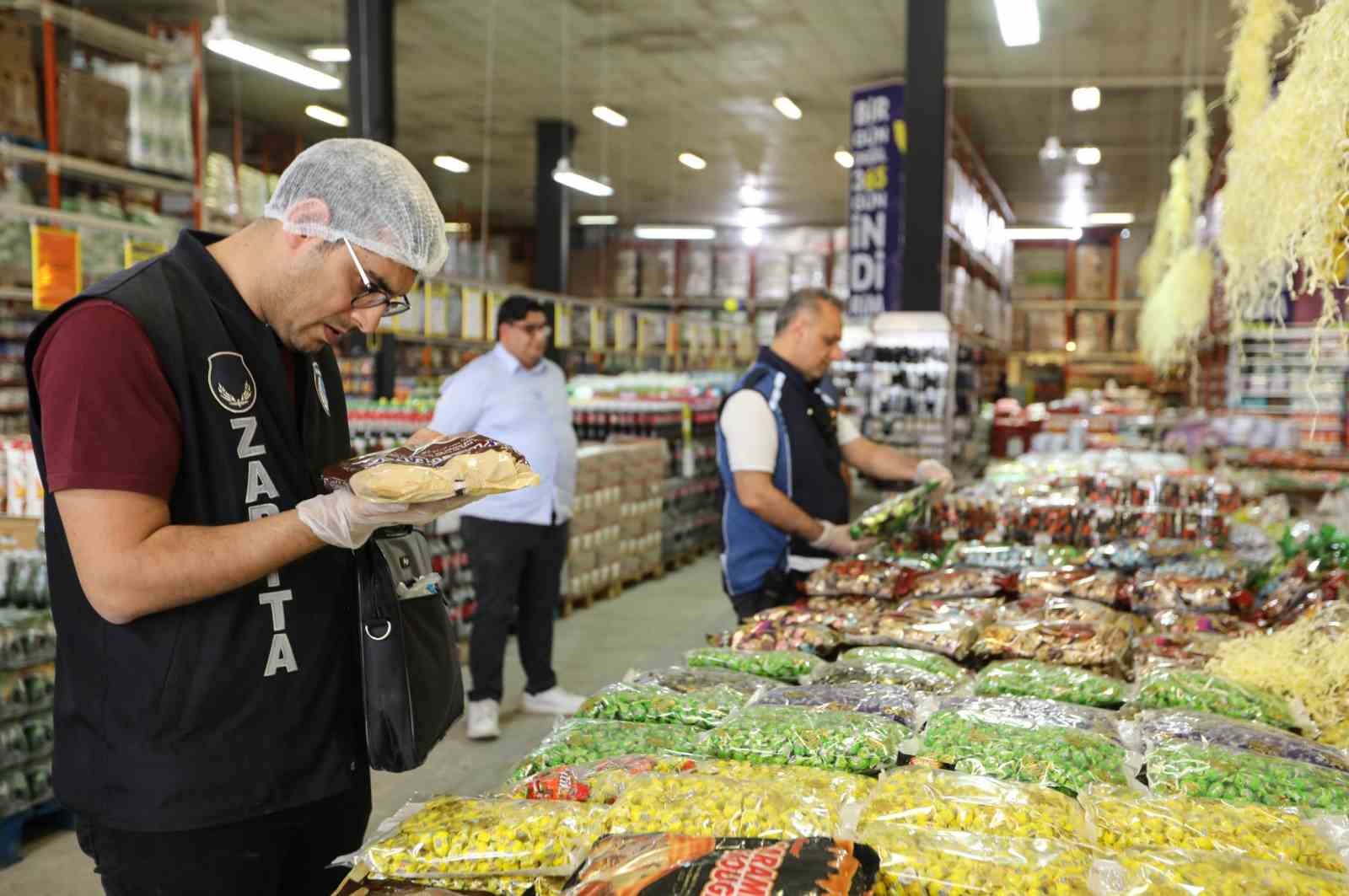 Van’da bayram öncesi gıda denetimleri sıklaştırıldı