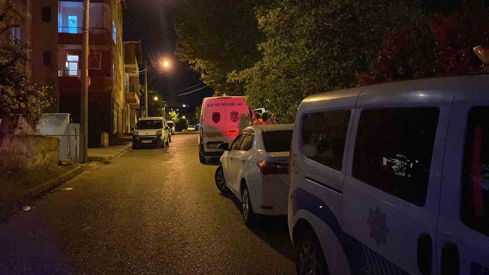 Karnından vurulan kadın hastaneye kaldırıldı