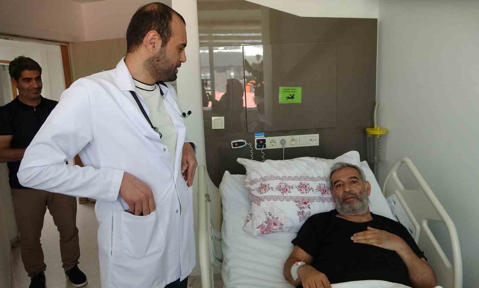 Kalbi duran iki vatandaş Lokman Hekim’de yapılan başarılı ameliyatla tekrar hayata döndürüldü