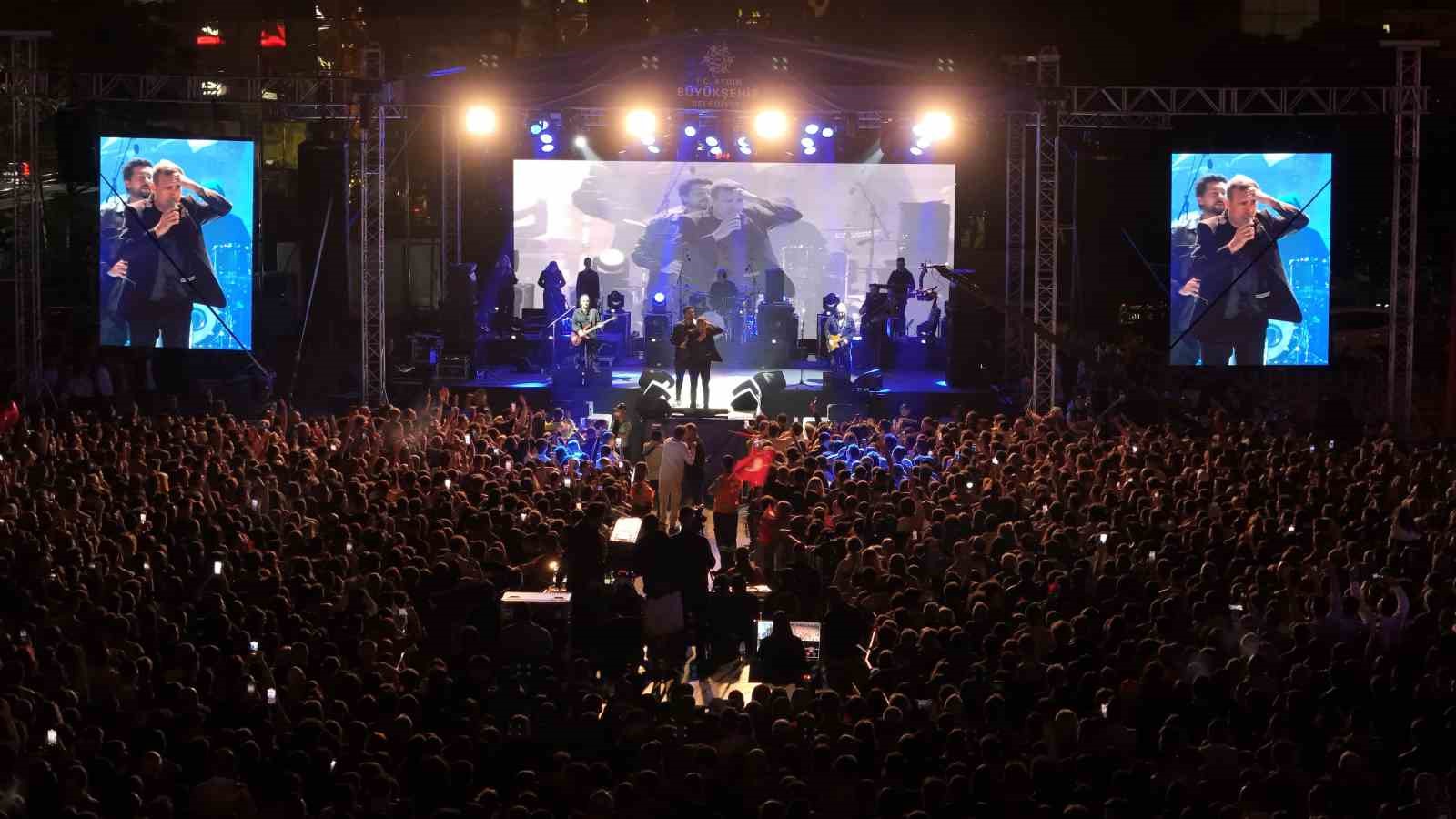 Haluk Levent’ten 