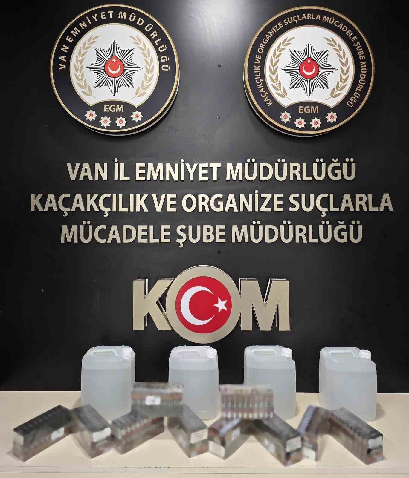 Van’da gümrük kaçakçılığı operasyonu