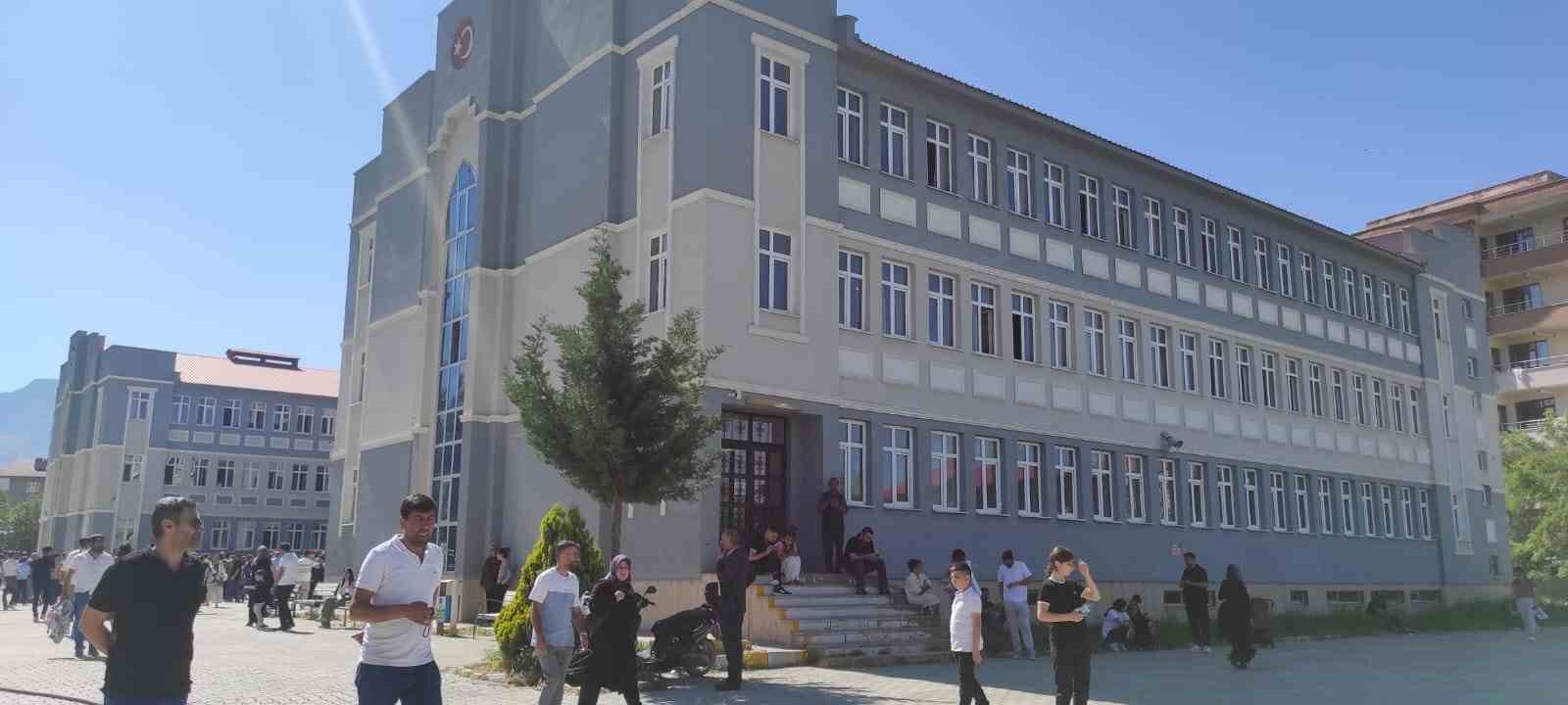 Van’da LGS heyecanı başladı