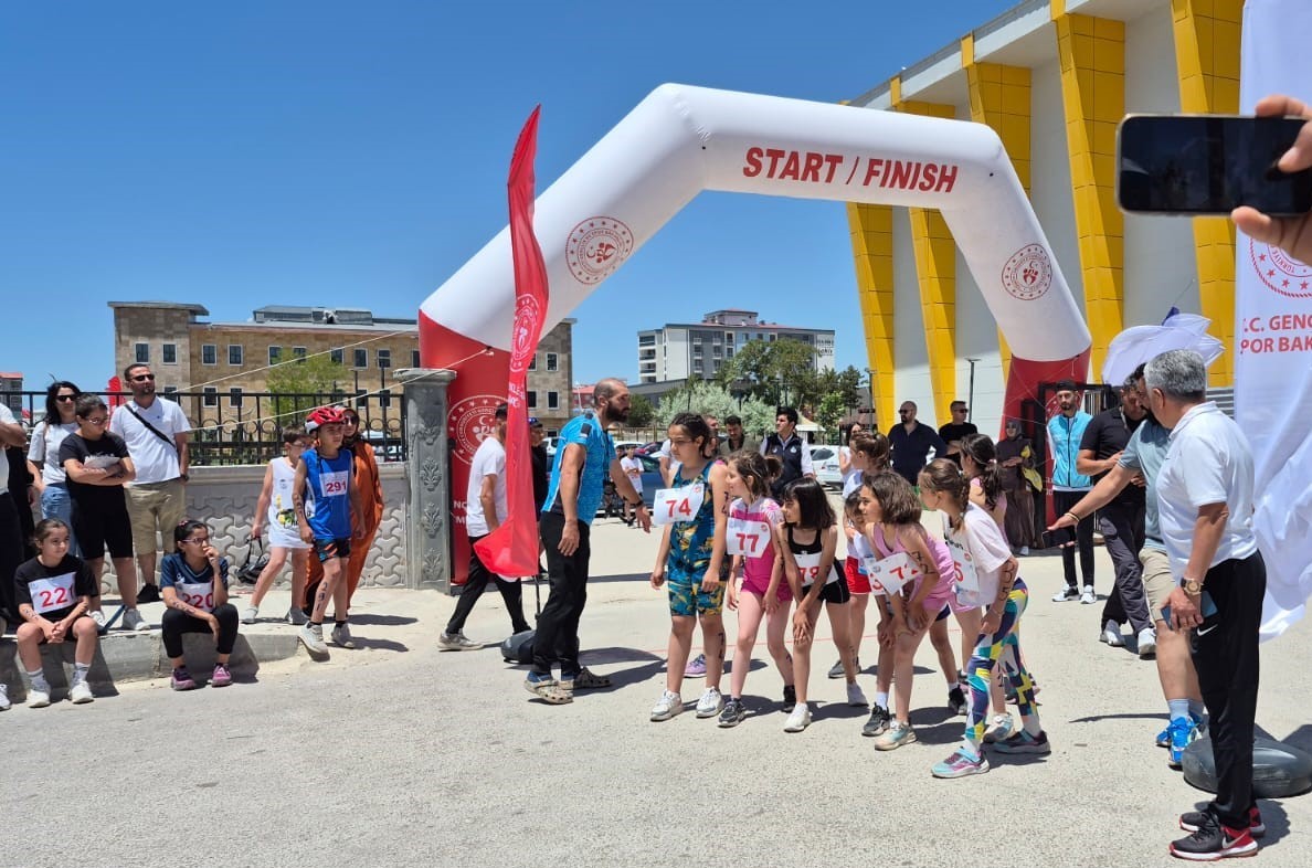 Van’da duatlon bölge yarışmaları yapıldı