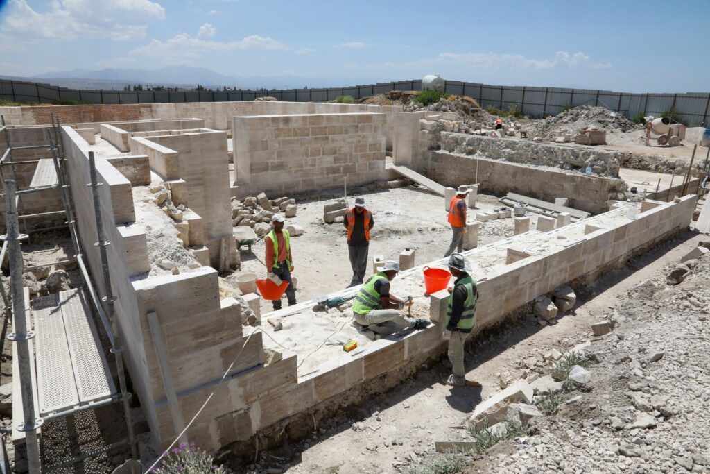Van'ın Kaç Yerinde Restorasyon Çalışması Var