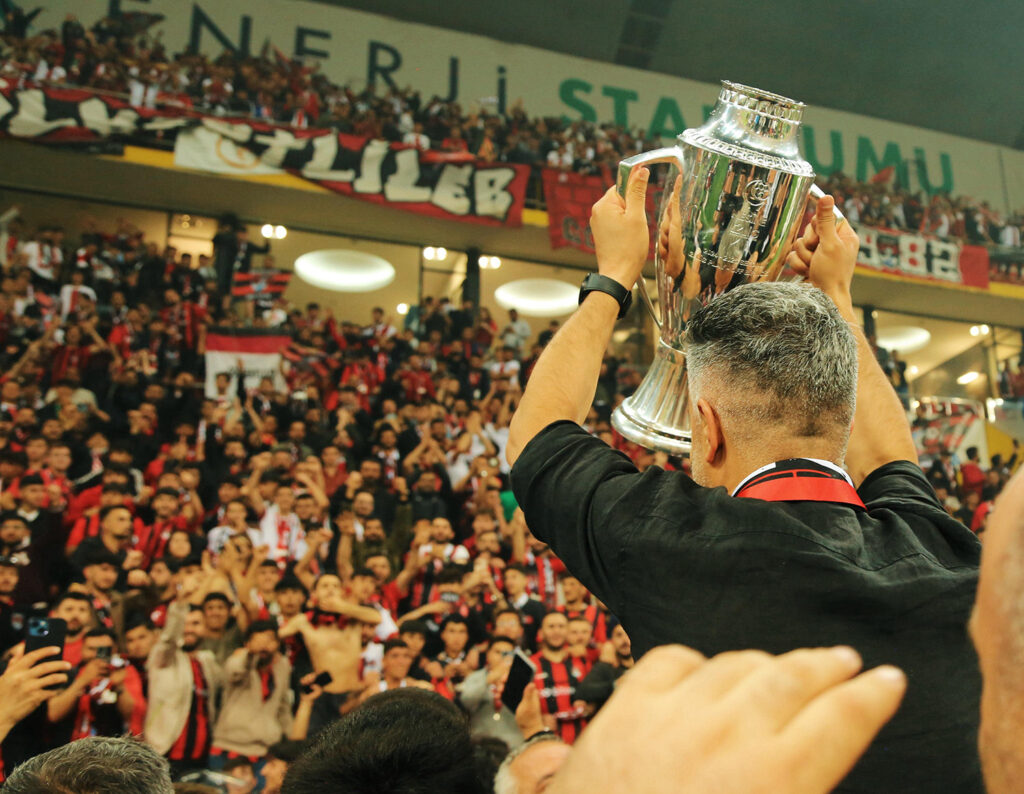 Vanspor Şampiyonluğun Perde Arkasında Kimler Var!