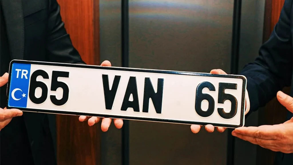 65 VAN 65 Plakasına Rekor Teklif!