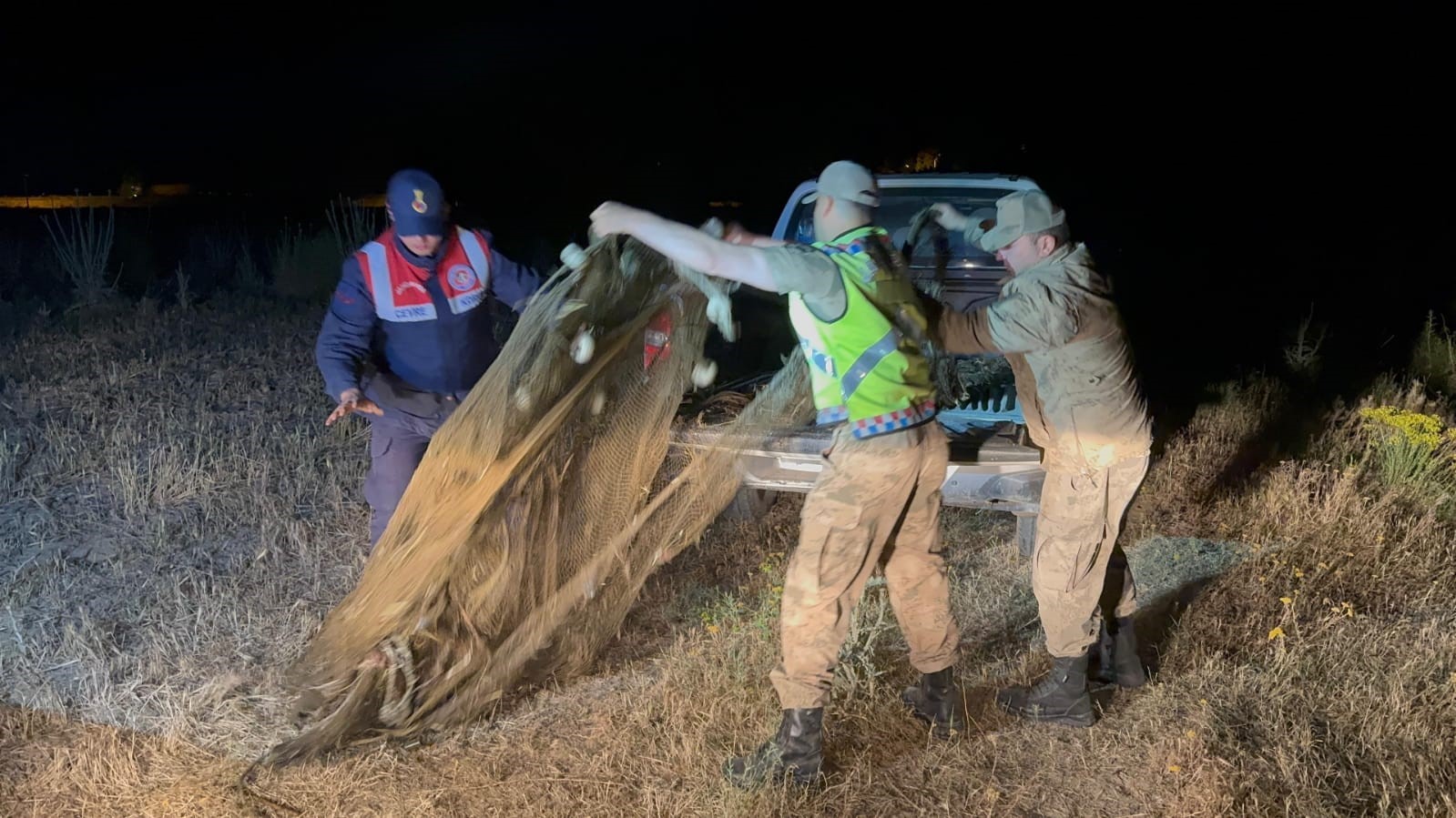 Van’da 1,5 ton inci kefali ele geçirildi