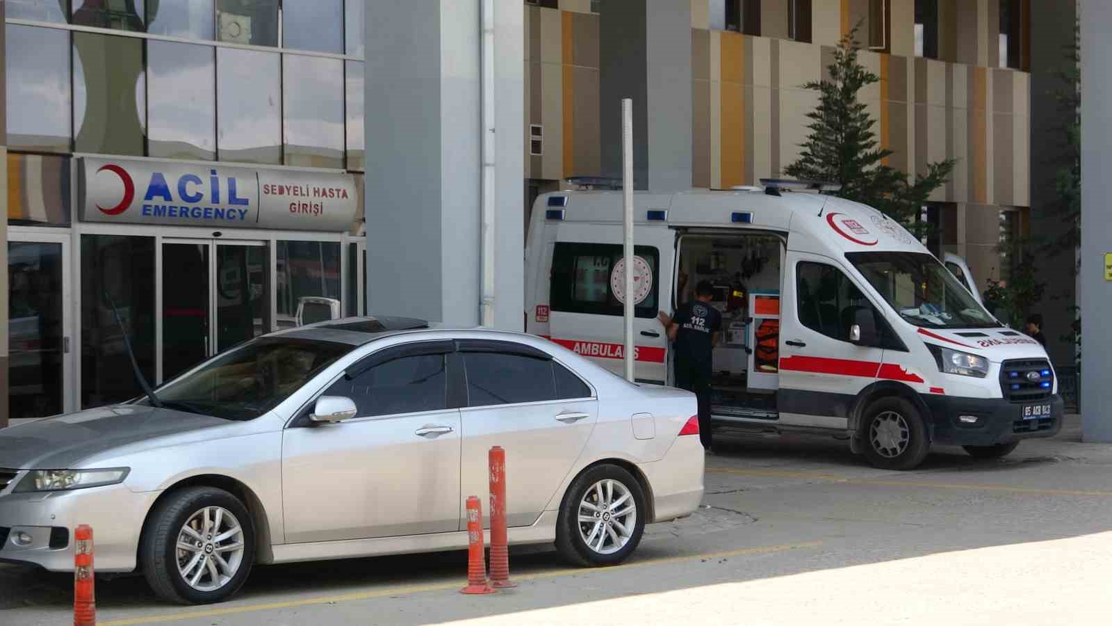 Van’da 144 ’acemi kasap’ hastanelik oldu