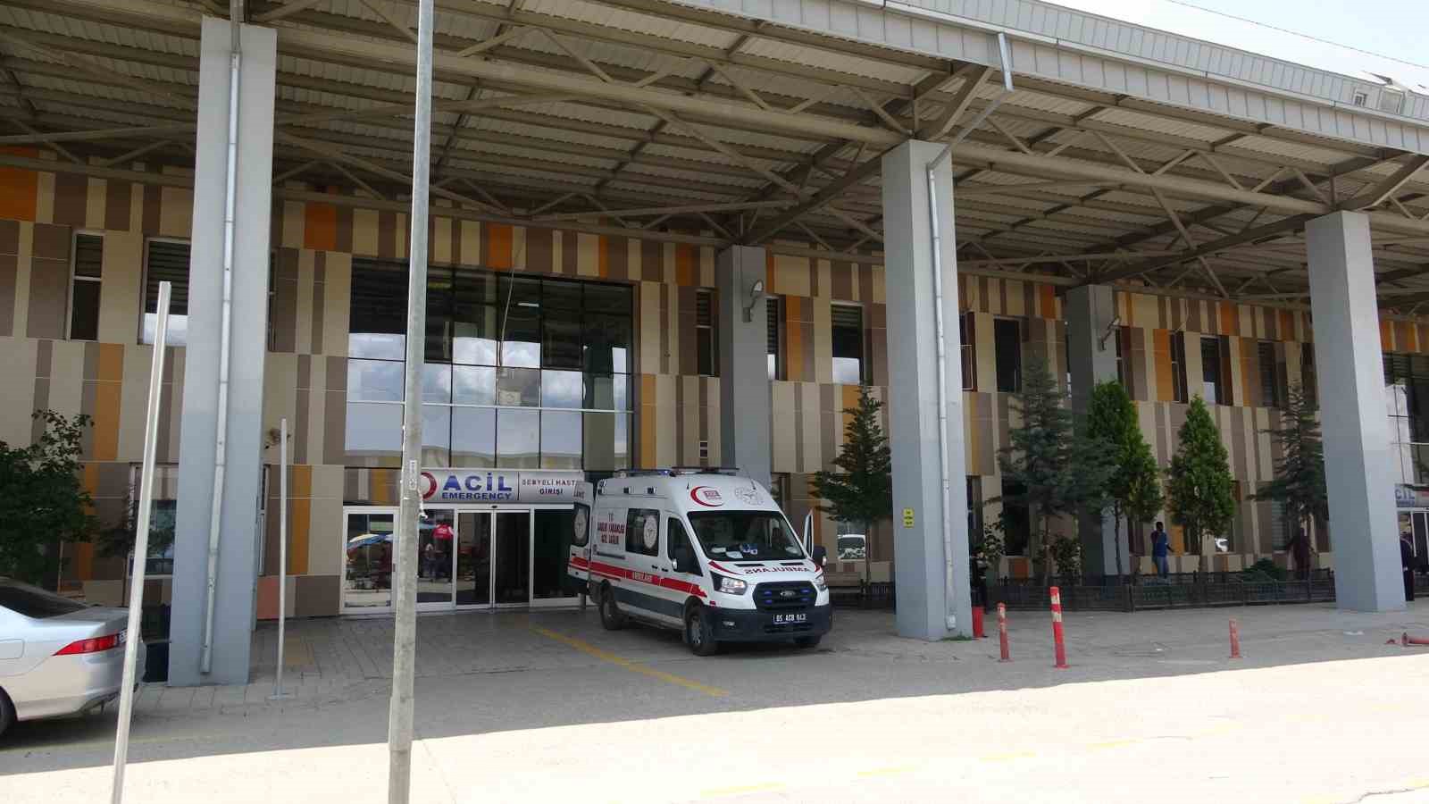 Van’da 144 ’acemi kasap’ hastanelik oldu