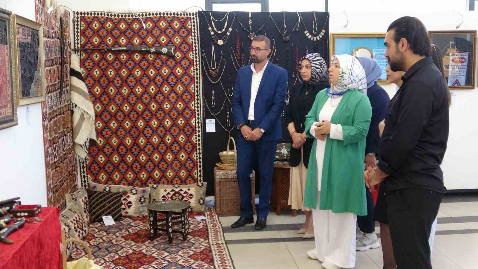 Van’da unutulmaya yüz tutmuş sanatlar sergisi açıldı