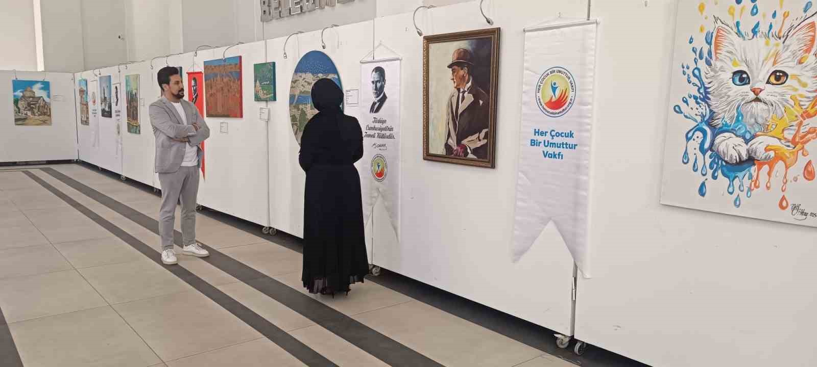 Her Çocuk Bir Umuttur Vakfı’ndan kimsesiz çocuklar yararına sergi