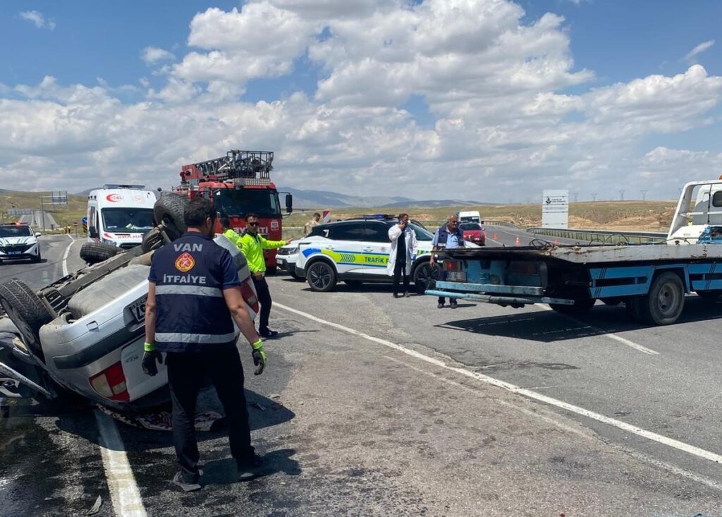 Van'da Feci Kazalar! 1 Ölü, 7 Yaralı