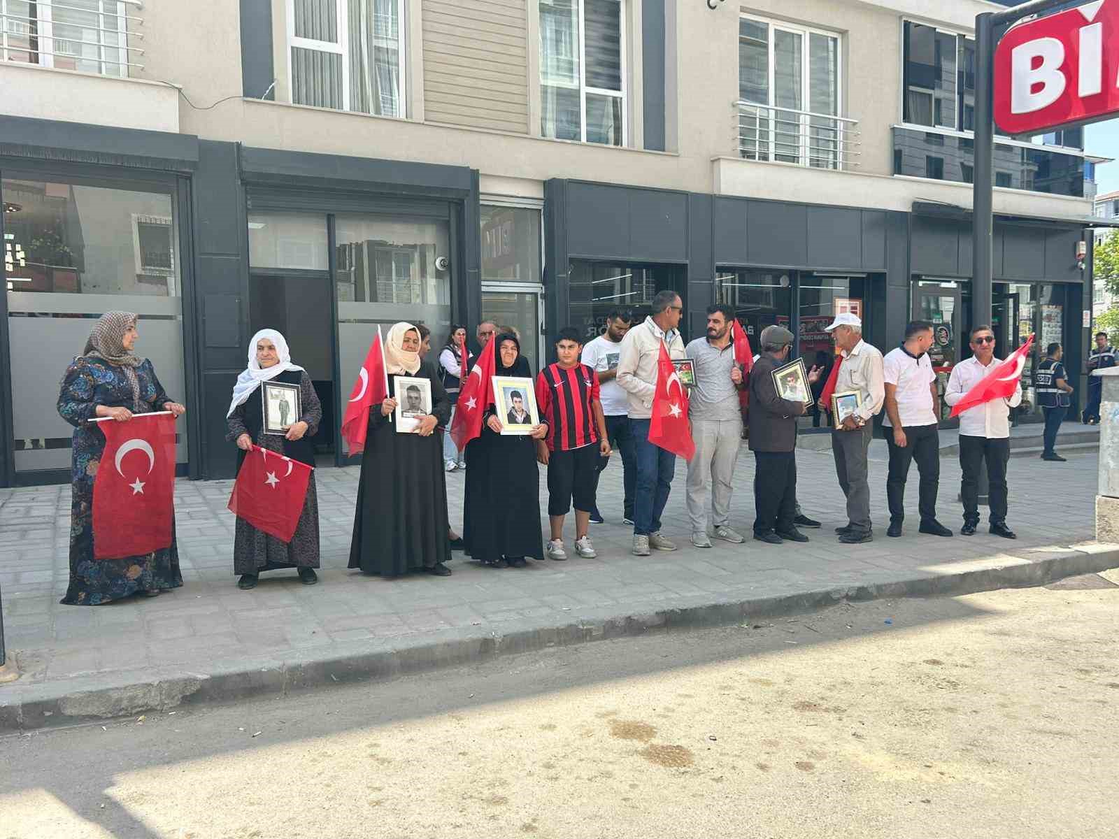 Vanlı ailelerden ‘Terörsüz Türkiye’ hassasiyeti