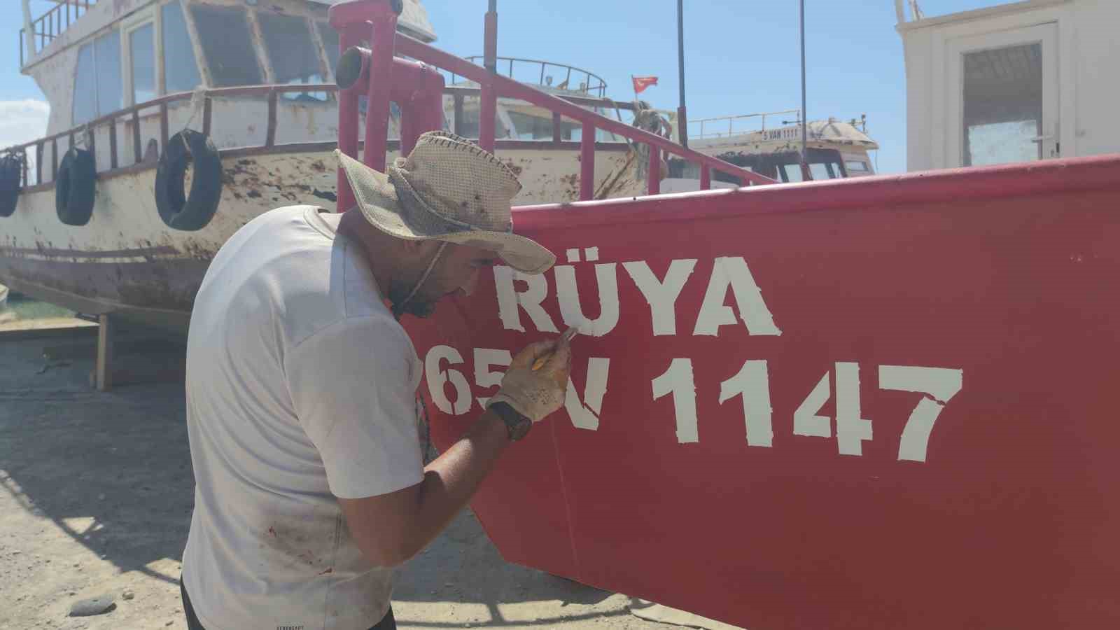 Vanlı balıkçılar yarın ’Vira Bismillah’ diyecek