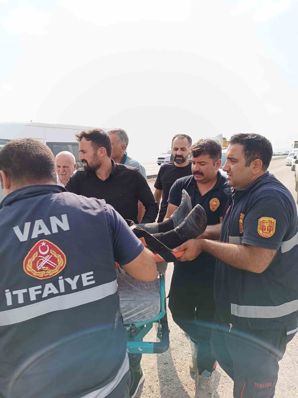 Van’da feci kaza: 11 yaralı