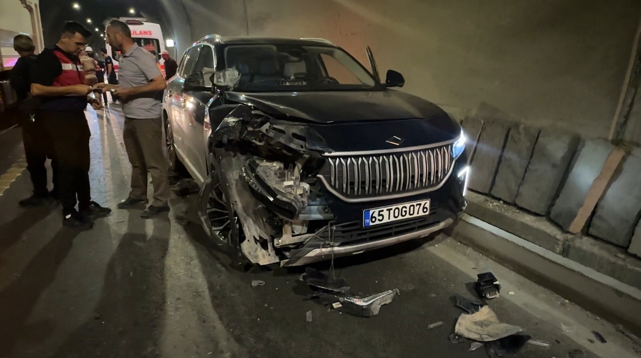 TOGG, Güzeldere Tüneli’nde kaza yaptı
