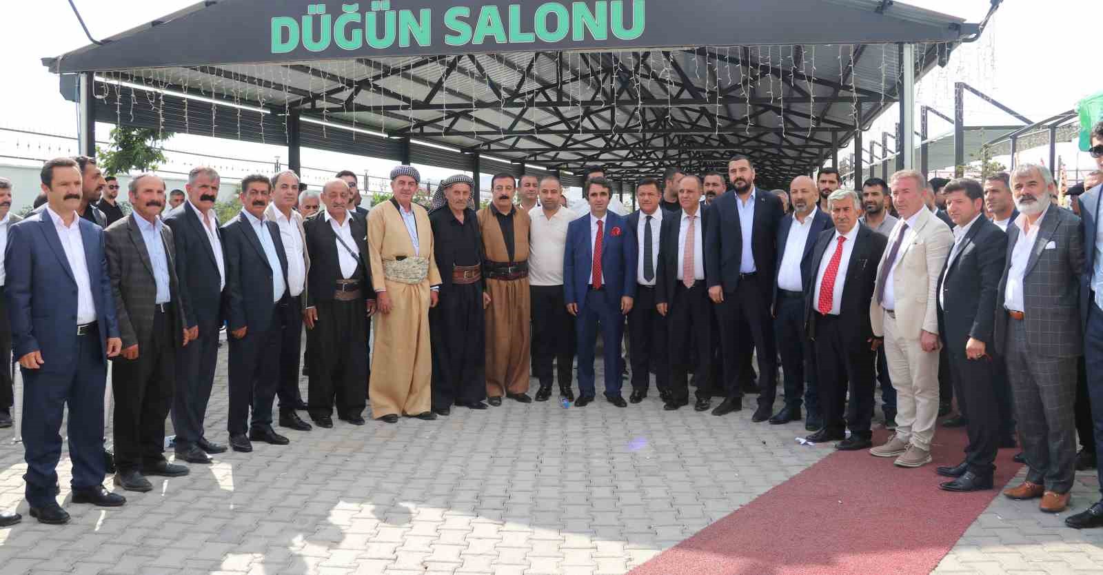 Mahmedpiran Aşireti’nden örnek takı töreni