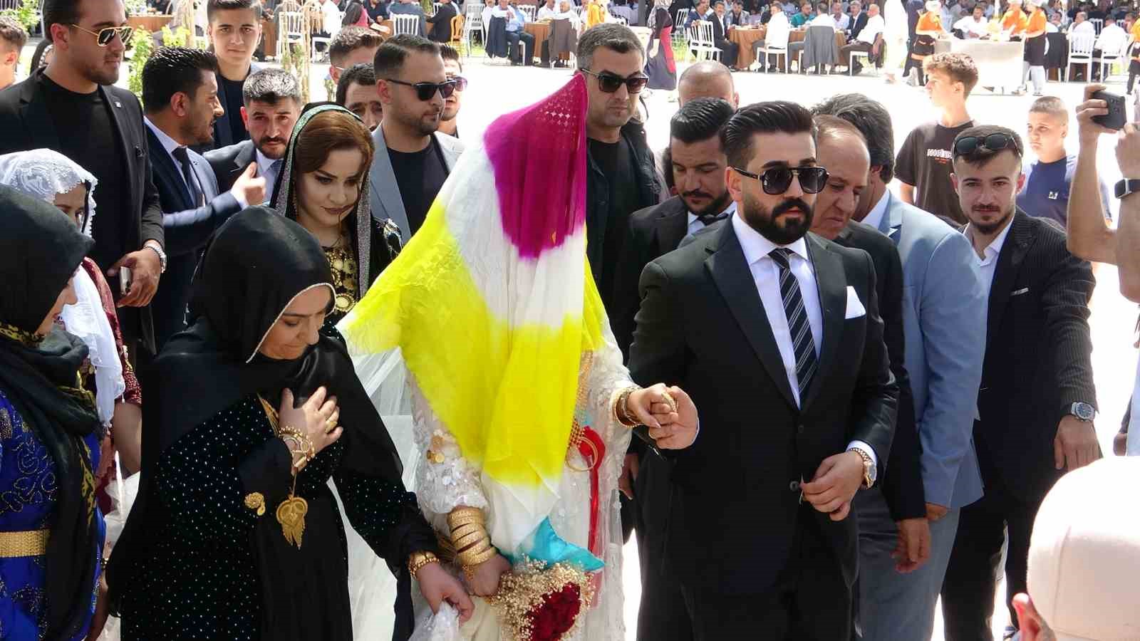 Mahmedpiran Aşireti’nden örnek takı töreni