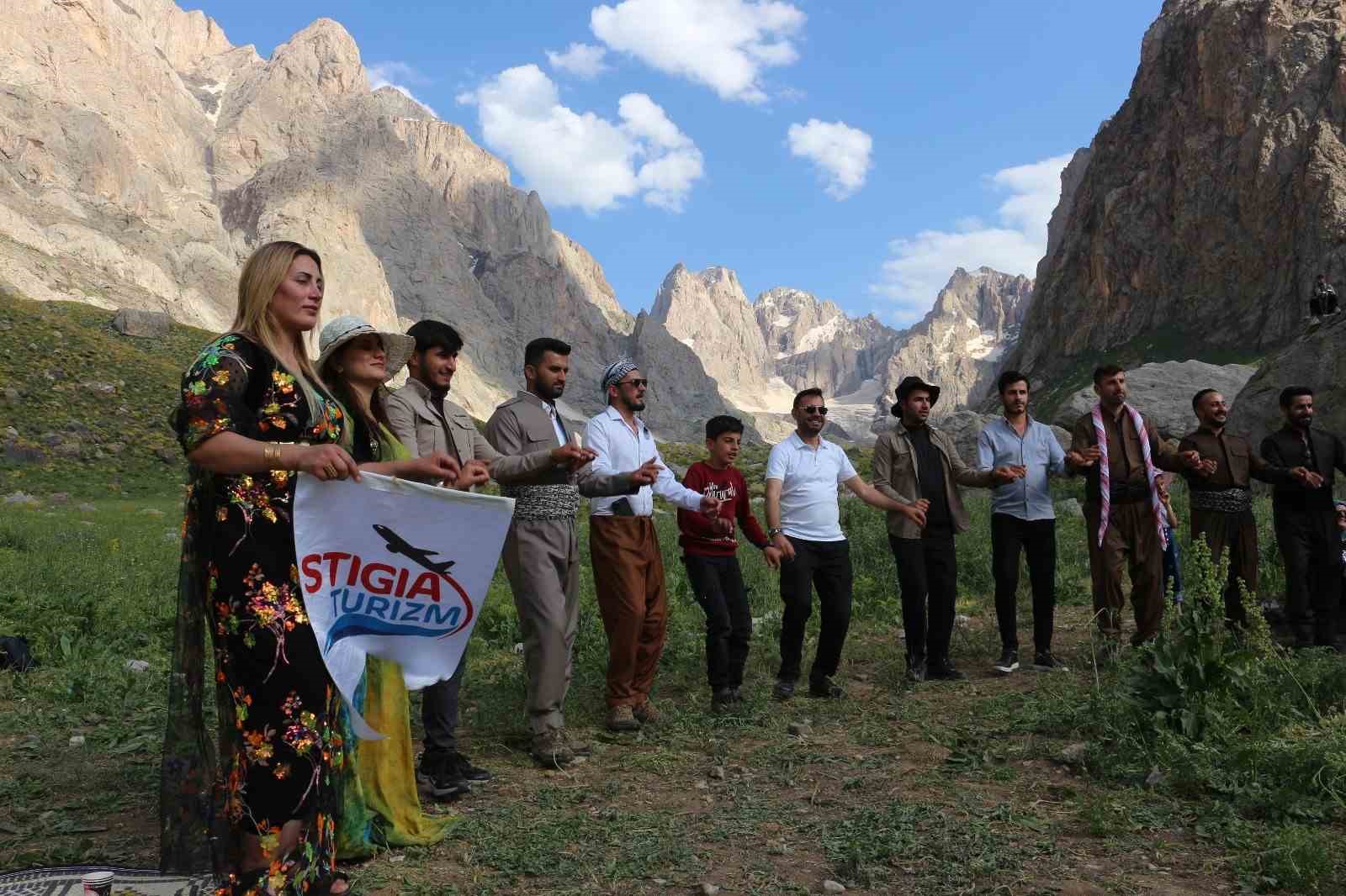 40 kişilik grup Cennet-Cehennem Vadisi’nde doğa yürüyüşü gerçekleştirdi