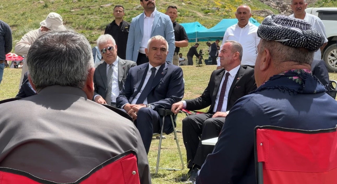 Devlet Tiyatroları Genel Müdürü Tamer Karadağlı: 