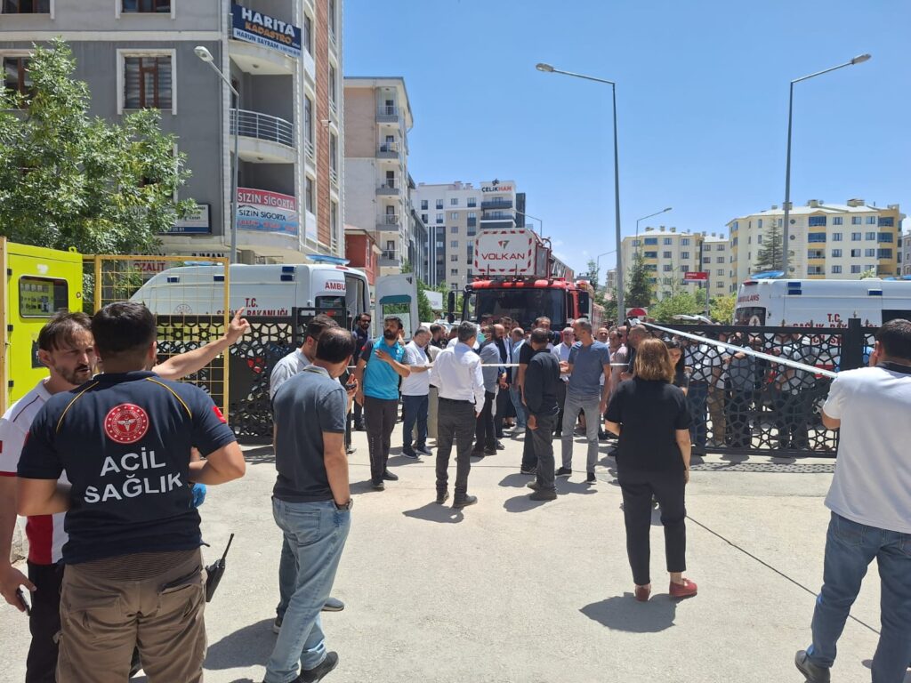 İpekyolu Belediyesinde Yangın!