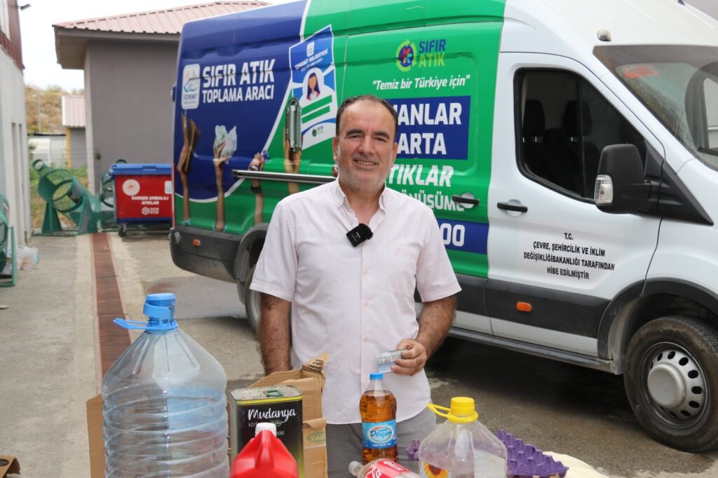 Edremit’te bir yılda 10 ton atık geri dönüşüme kazandırıldı