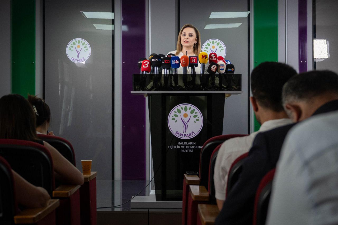 Son dakika: DEM Parti tarih verip duyurdu! Silahlar o bölgede bırakılacak...