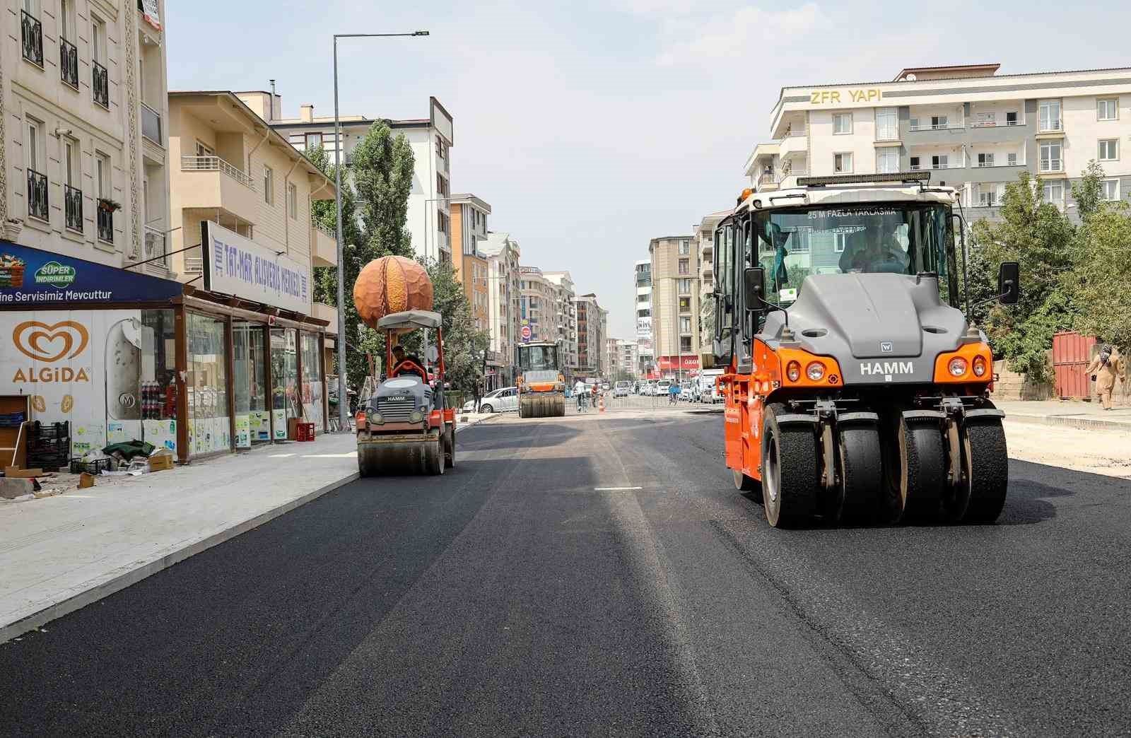 Eski Cezaevi Caddesi’nde asfalt serimine başlandı