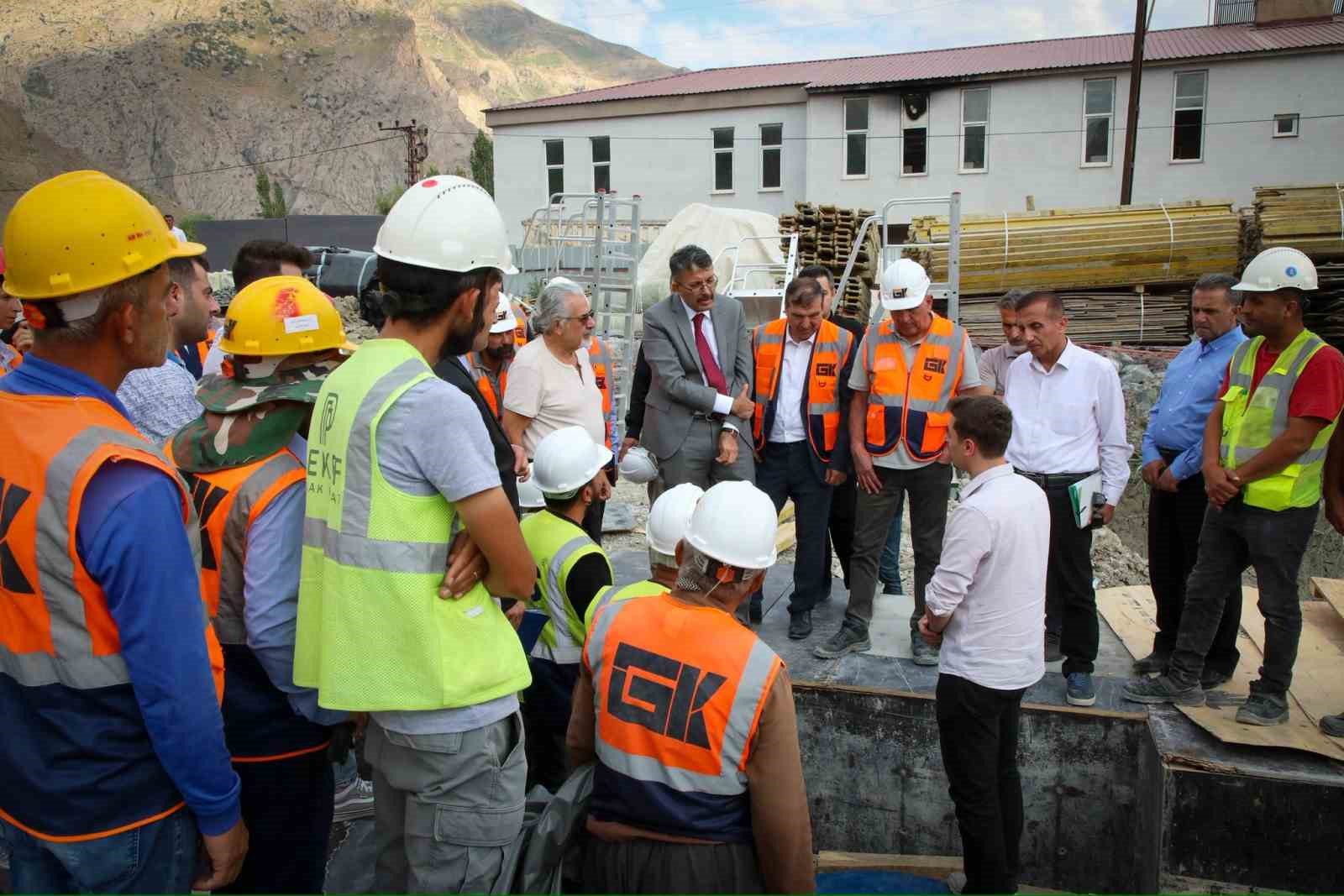 Hakkari’de sismik izolatörlü hastane dönemi başlıyor